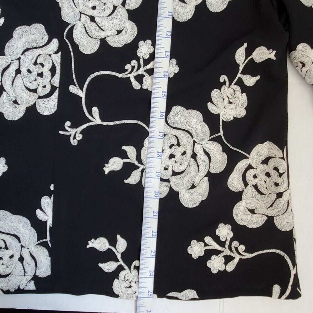 Beige Eci Roses Blouse Embroidered Womens‎ XL Flare Sleeves Party Black - Picture 12 of 13